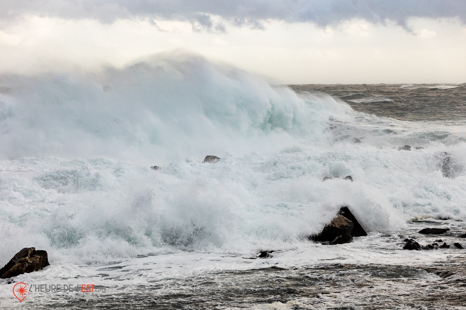 vagues tempête saint pierre et miquelon