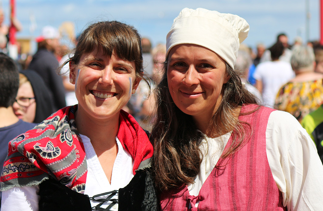 deux acadiennes natalie robichaud et yvette comeau baie sainte marie. Photo HDE deux acadiennes natalie robichaud et yvette comeau baie sainte marie